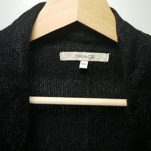 Open front cardigan with cabling detail - Picture 3 of 6